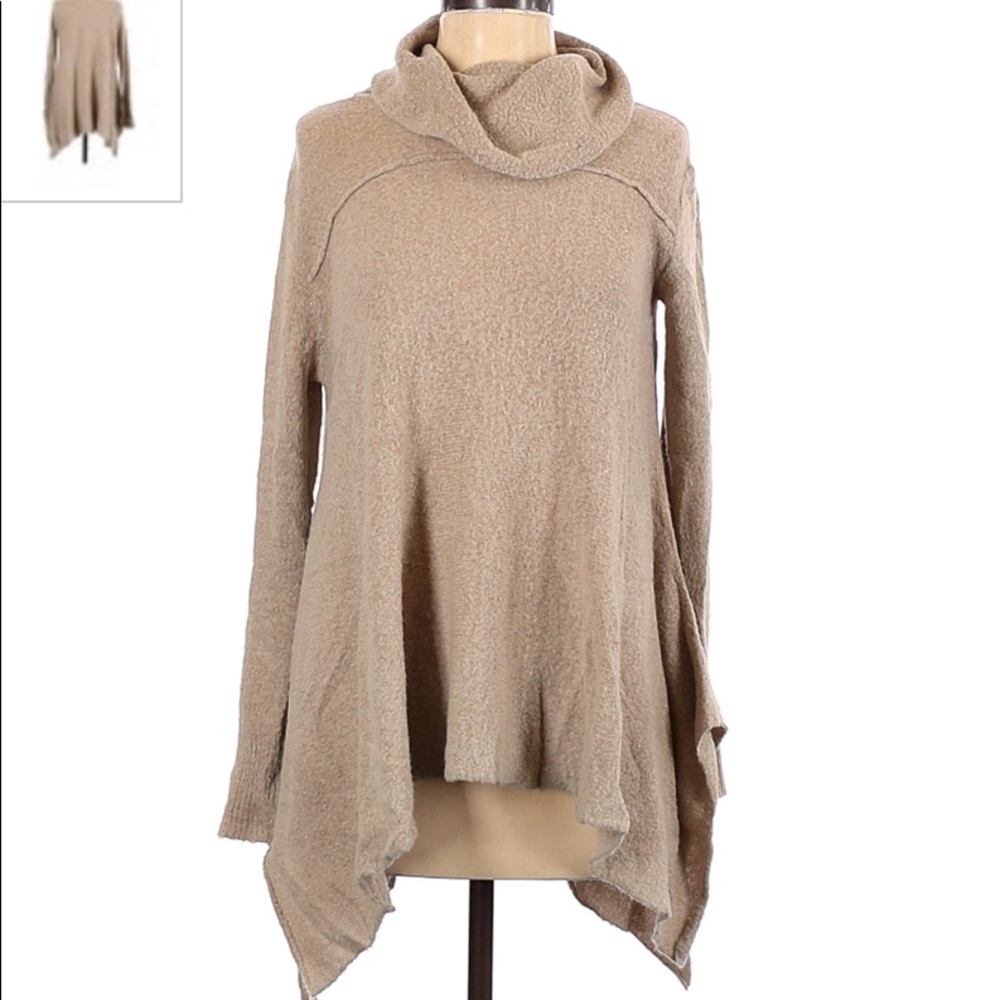 Umgee tan sweater